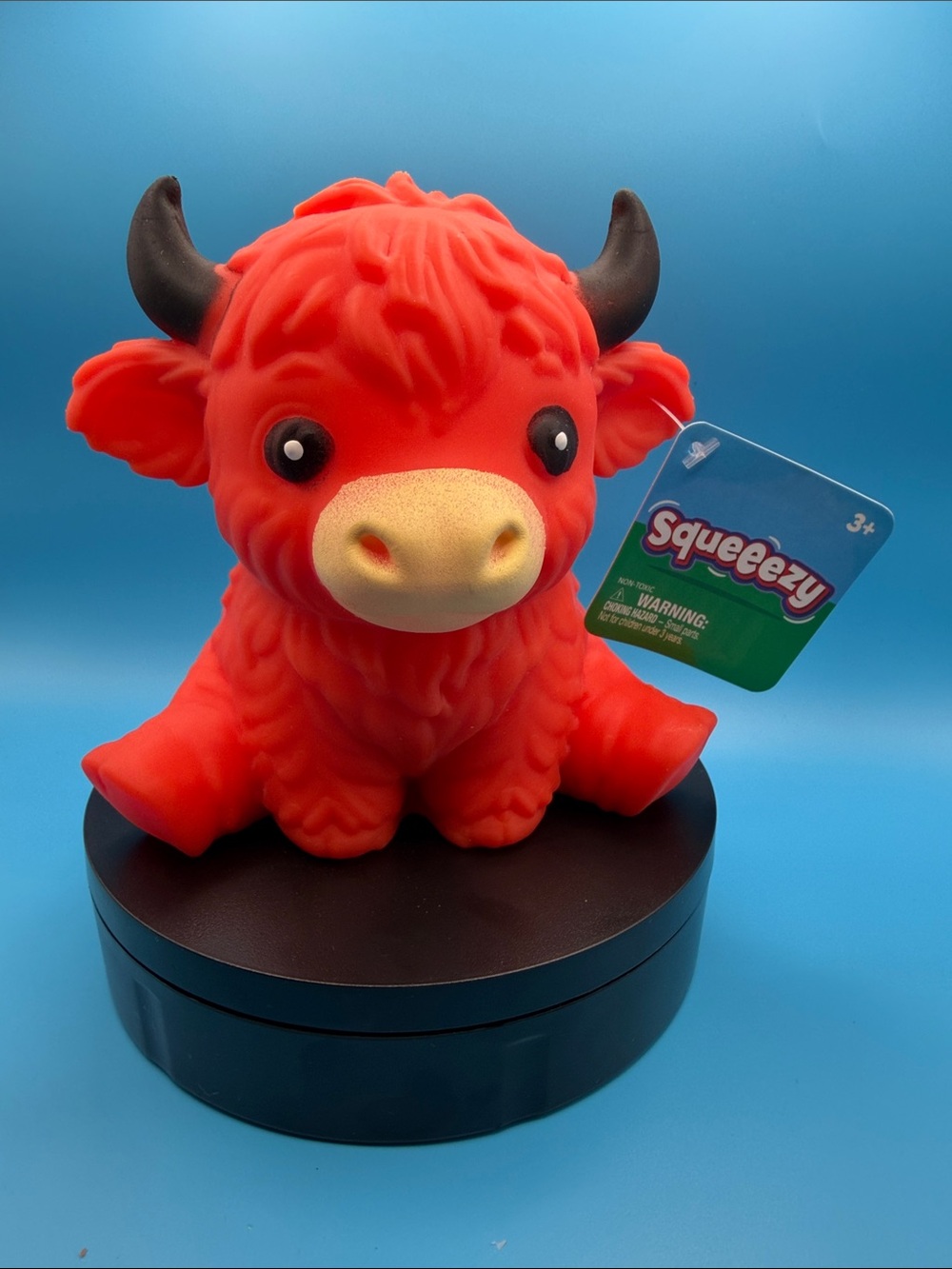 Squeeze Red Highland Cow Plush Squeeze Toy with Black Horns and Cream Snout